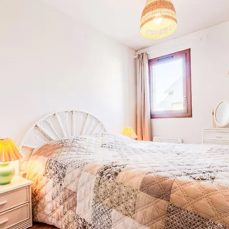 Le Clos Mathilde-18 By Interhome شقة كابورغ
